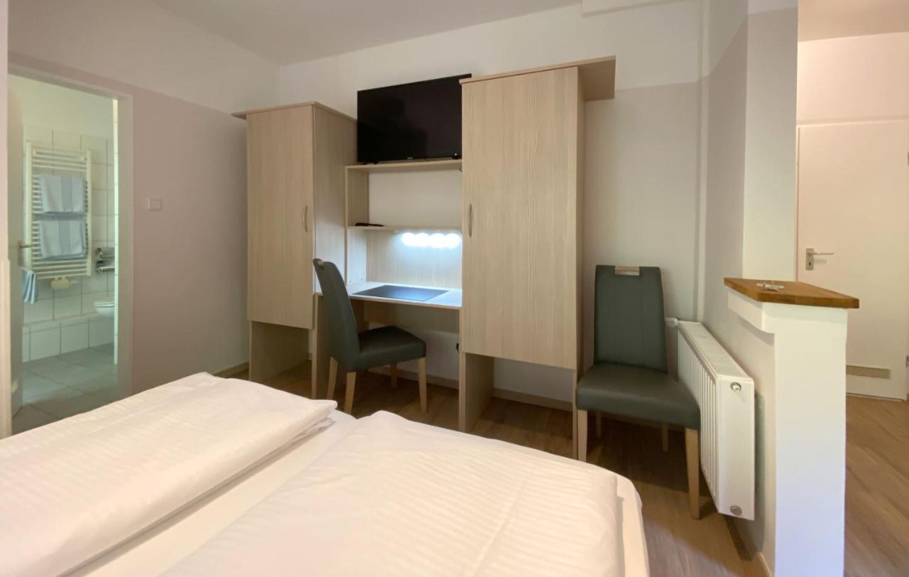 Also-Hotel An Der Hardt Wuppertal Rum bild